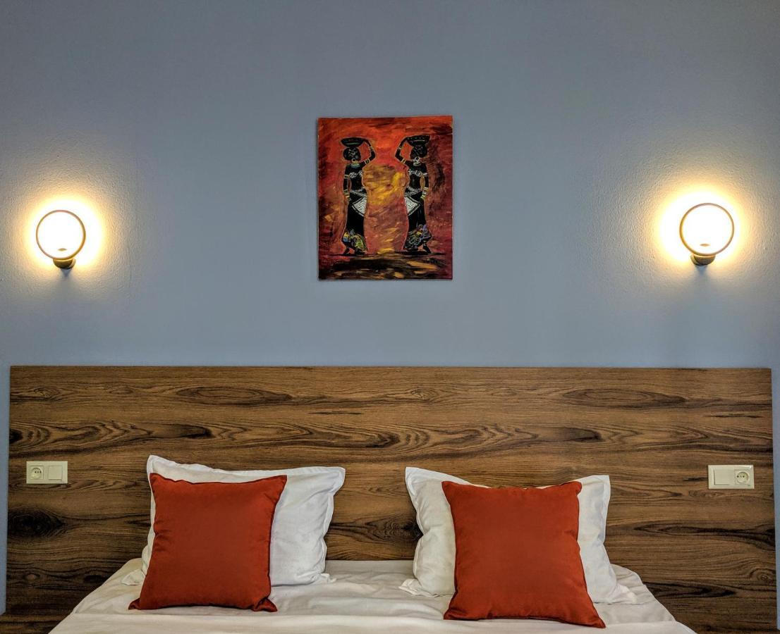 Hotel 5 Rooms Tbilisi Exterior photo