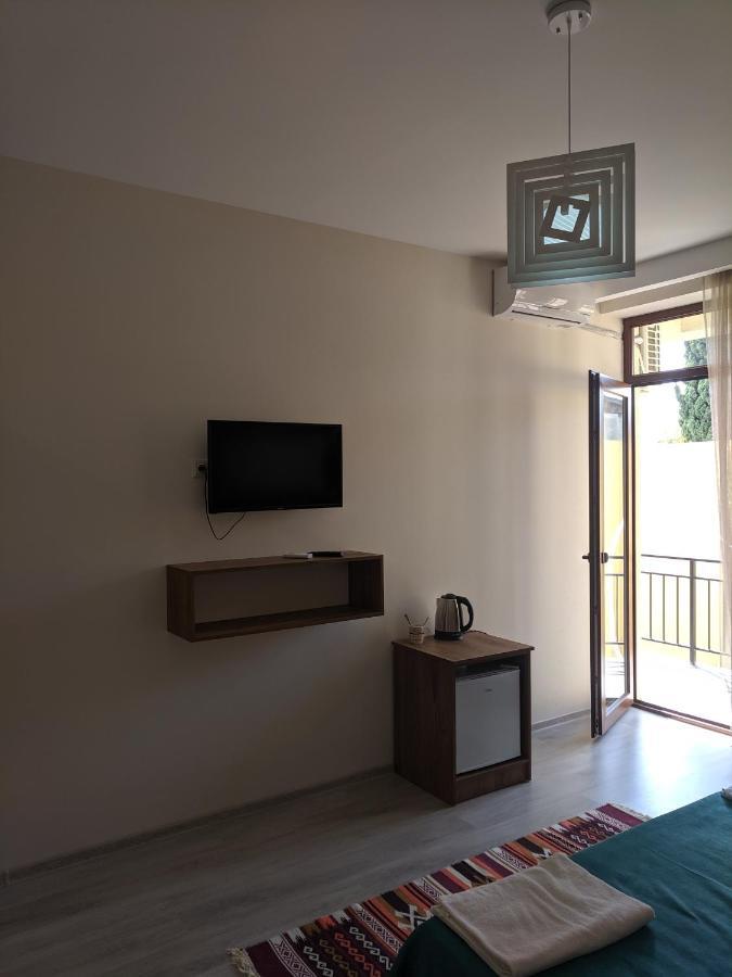 Hotel 5 Rooms Tbilisi Exterior photo