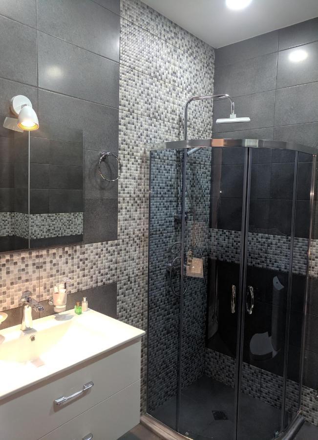 Hotel 5 Rooms Tbilisi Exterior photo